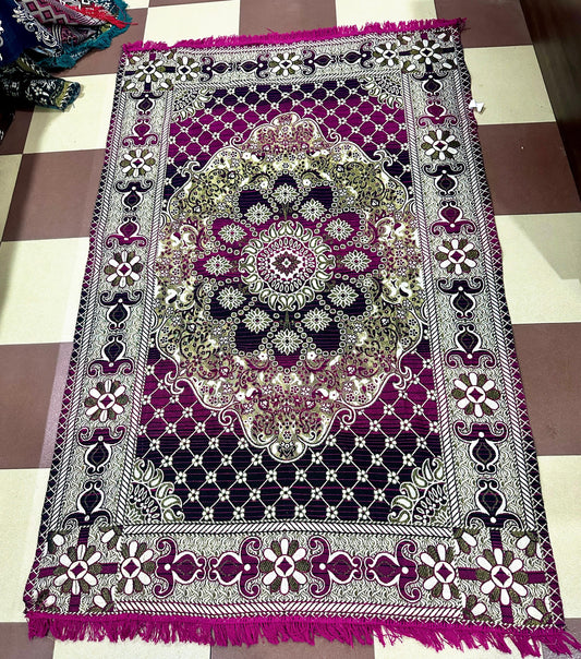 🌟 Yash Handloom Carpet – Timeless Beauty for Your Home 🌟